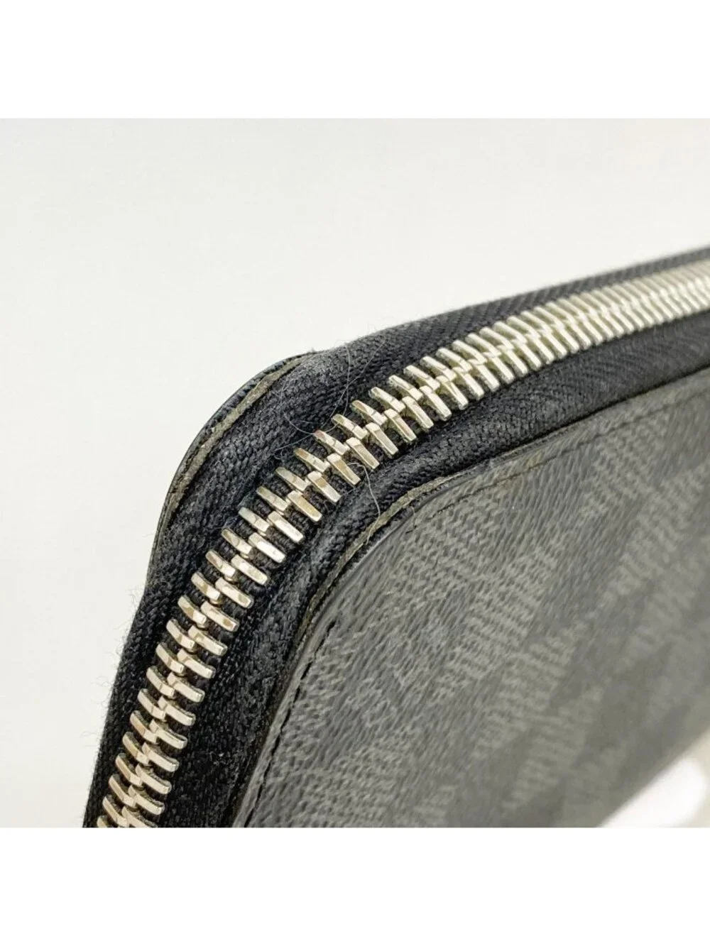 Louis Vuitton Wallet Damier Graphite Zippy Vertical Black Gray Vintage